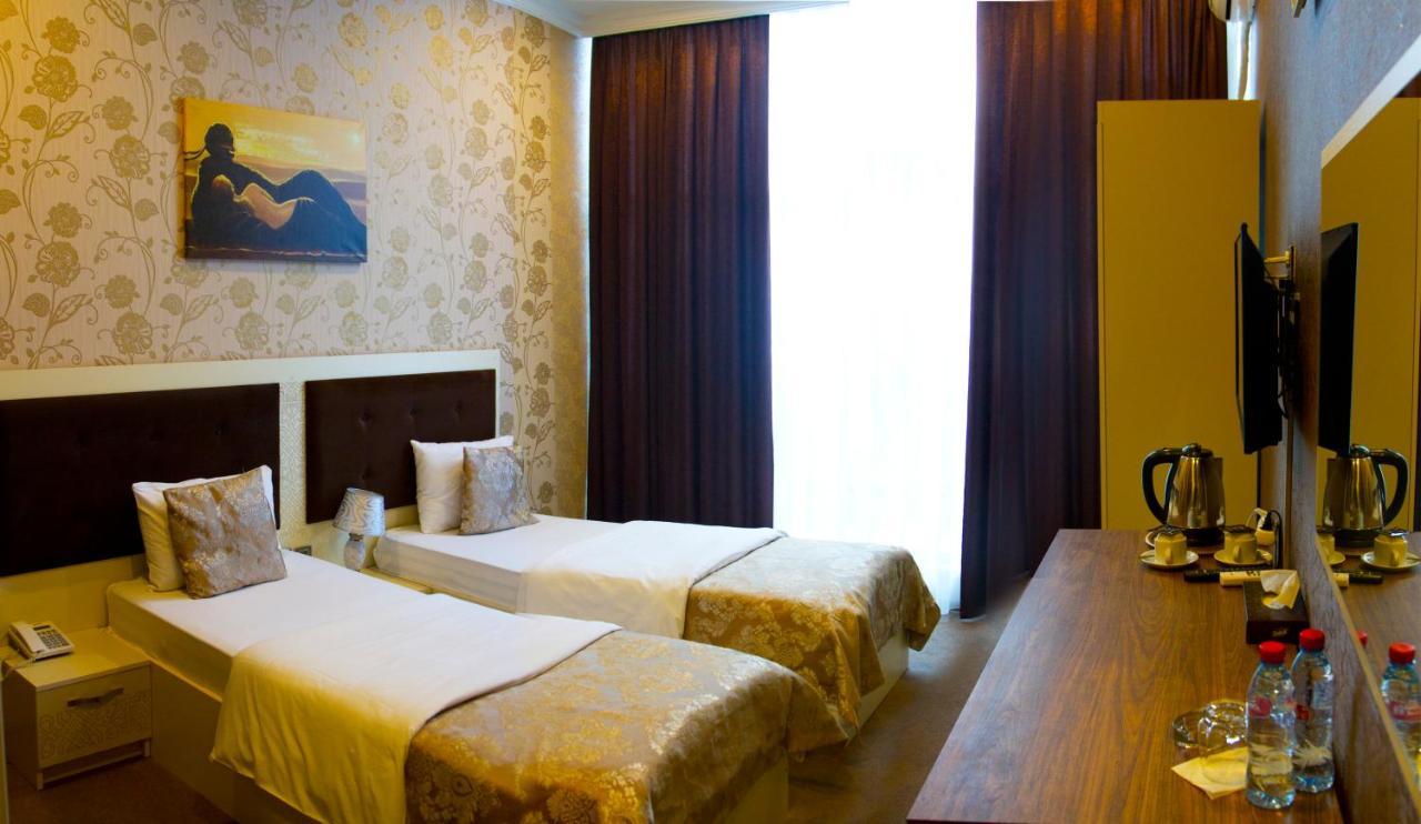 Center Khagani Hotel Baku Ngoại thất bức ảnh